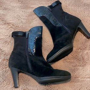 Valdini Black Heeled Boots